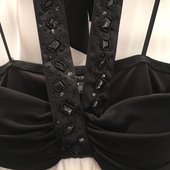 Halter top with beading - Picture 3 of 6